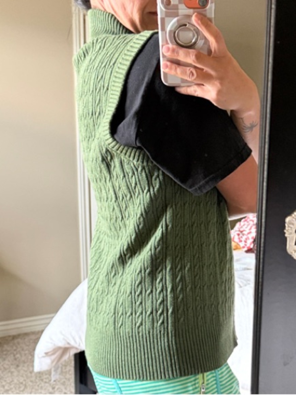 Pendleton Olive Green Cable-Zip Vest - Picture 9 of 9